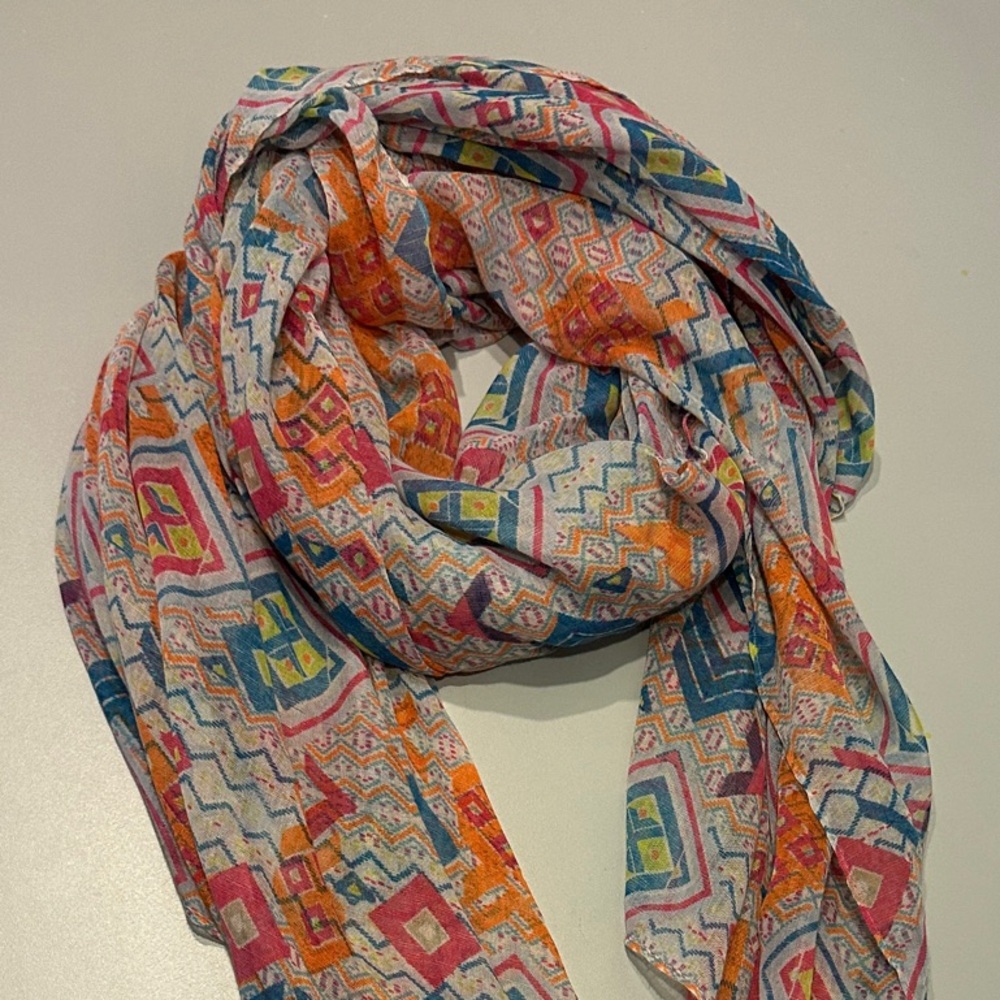 Colorful Geometric Patterned Scarf
